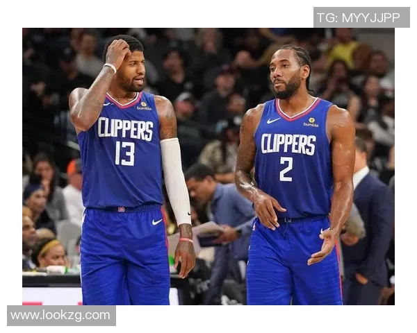 灯泡组合重聚快船训练营青春再现引发球迷热议 灯泡组合重聚快船训练营青春再现引发球迷热议