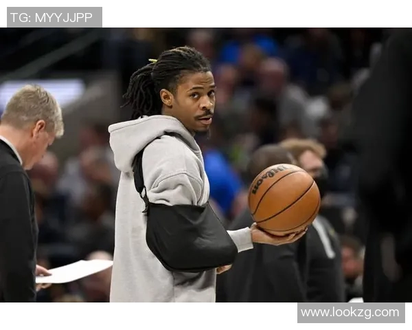 比尔-西蒙斯模拟交易:莫兰特、波普赴热火,灰熊得到希罗+罗齐尔! 比尔-西蒙斯模拟交易:莫兰特、波普赴热火,灰熊得到希罗+罗齐尔!